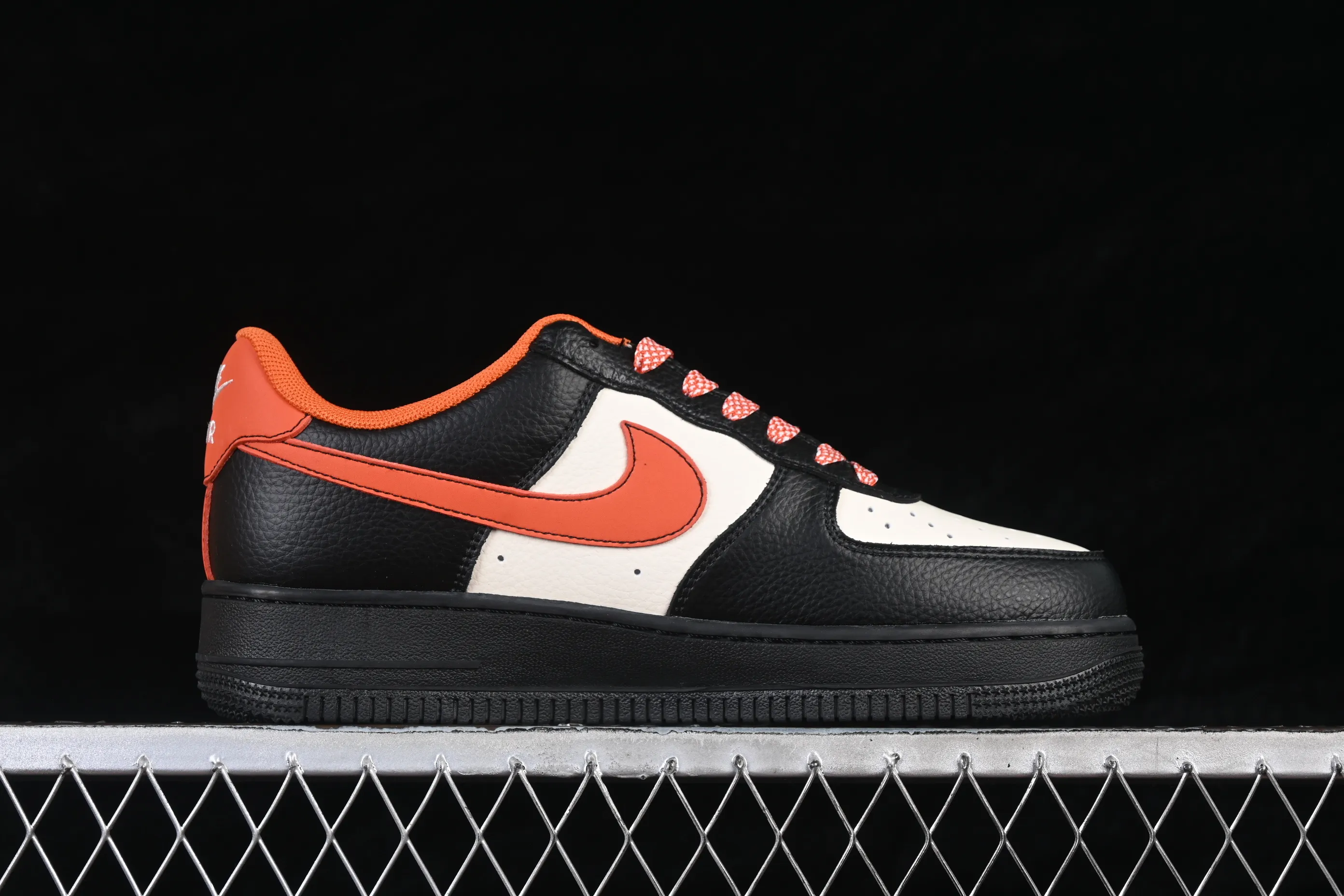 All Categories Nk Air Force 1 Air Force Series Nk Air Force 1 Low Air Force Low Nike Air Force 1'07 Low Year of the Horse Limited Black Orange Air Force One Low Casual Shoes XD0028-018